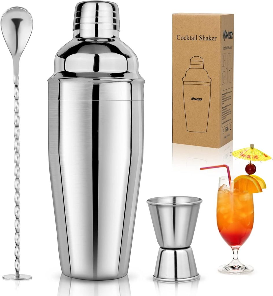 Cocktail Shaker 25oz Martini Shaker Bar Shaker Drink Shaker Bar tools with Built-In Strainer for Bartender, Professional 18/8 Stainless Steel Margarita Mixer for Mixed Drinks