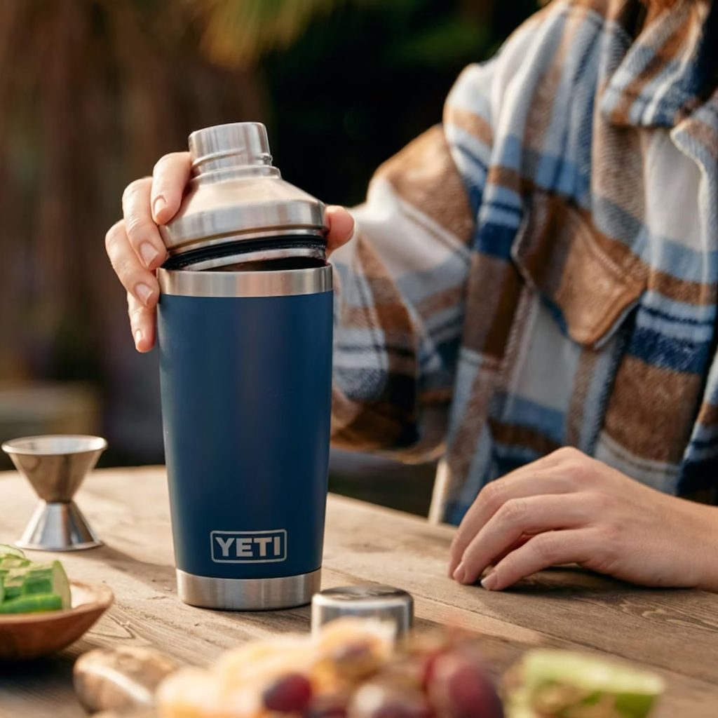 YETI Rambler 20 oz Cocktail Shaker, Stainless Steel, Vacuum Insulated (Lid Only)