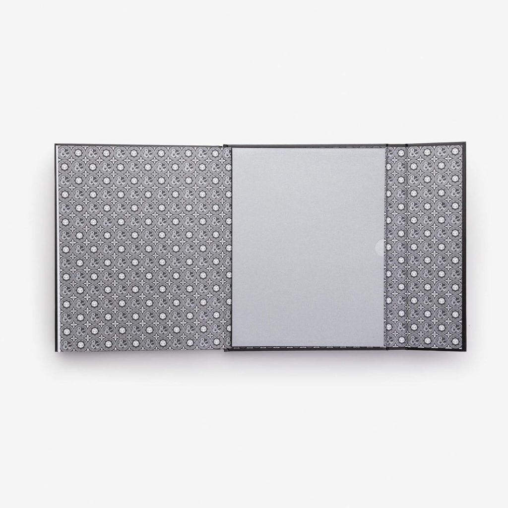 The Book of Holding (Dungeons  Dragons): A Blank Journal with Grid Paper for Note-Taking, Record Keeping, Journaling, Drawing, and More      Diary – August 4, 2020