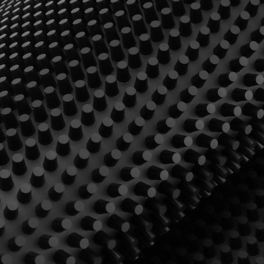 FUNSUEI 5 Pack 12 x 18 Inches PVC Bar Mats, Non Slip Bar Service Mat,Heavy Duty Bar Mat Dish Drying Mat Bartender Countertop Accessories for Cocktails, Coffee, Drink Spills, Black